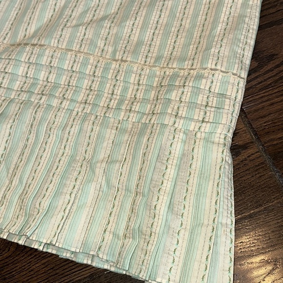 Tibi green dainty feminine Knee-Length Pencil Skirt with Pleated Tiers size 2 - Picture 5 of 9